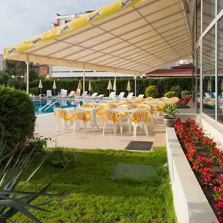 호텔 Regata Palace