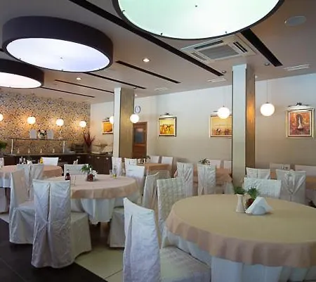 호텔 Regata Palace